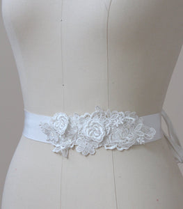 Style: MARLENE Embroidery Floral Lace Belt - Peony Rice